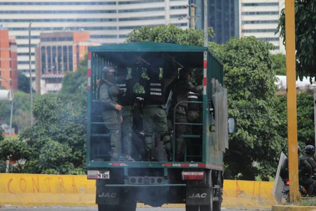 Detenidos en Bello Campo este #27Jul tras represión de la GNB / Foto: Régulo Gómez