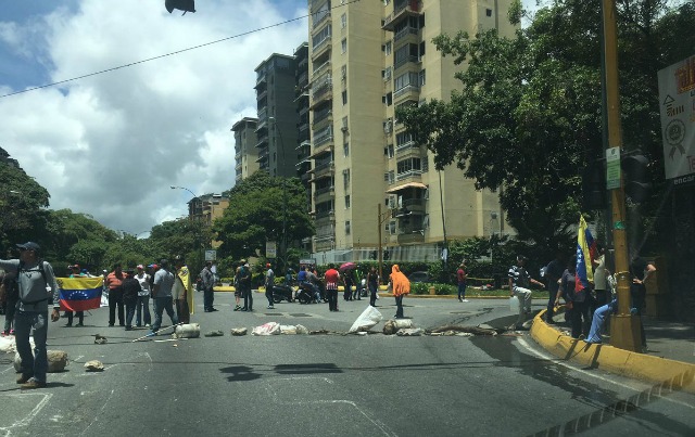 Foto: Reportan trancazo en El Cafetal  / Cortesía