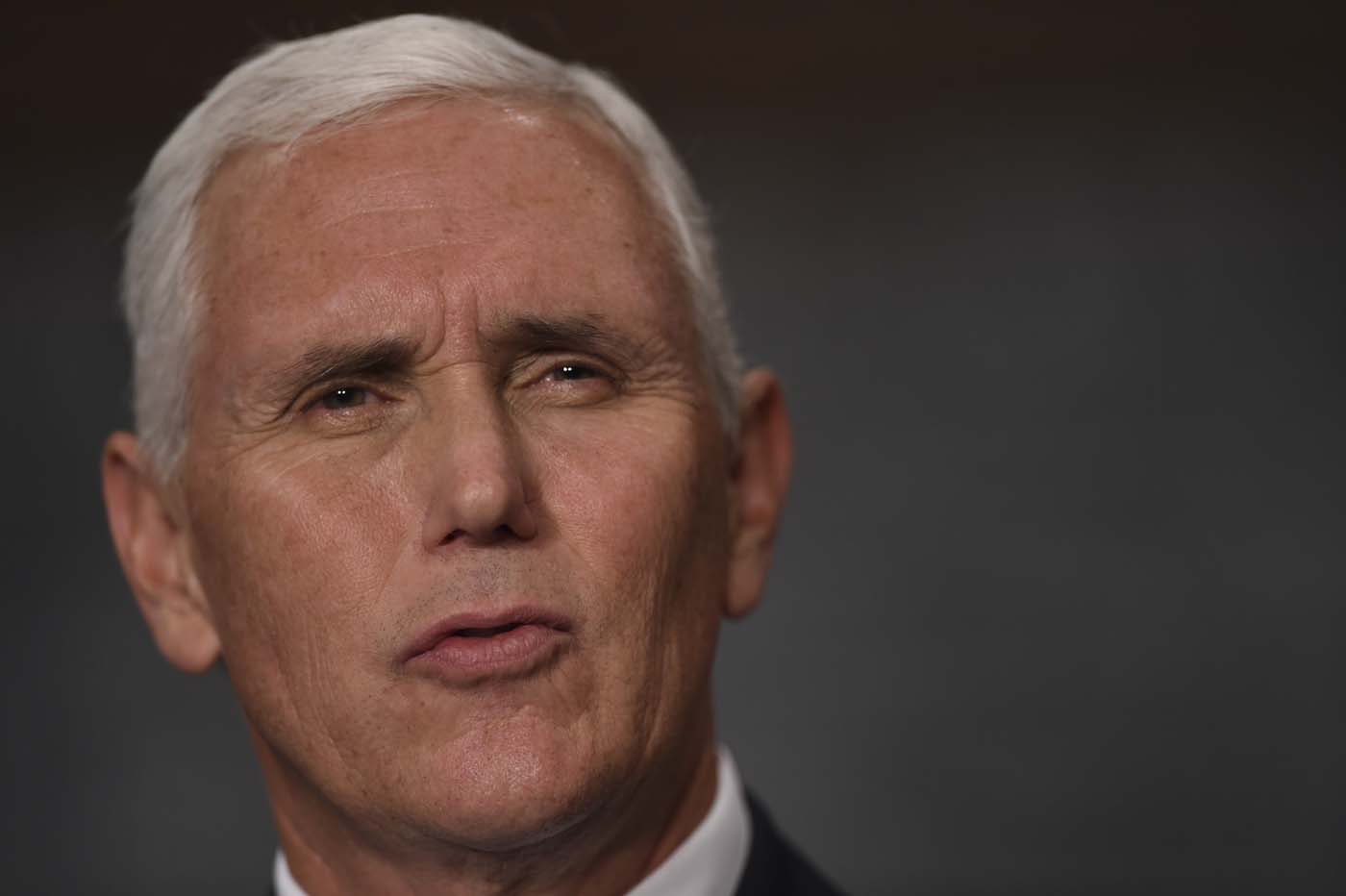 Exilio venezolano de Miami pide a Pence un urgente alivio migratorio