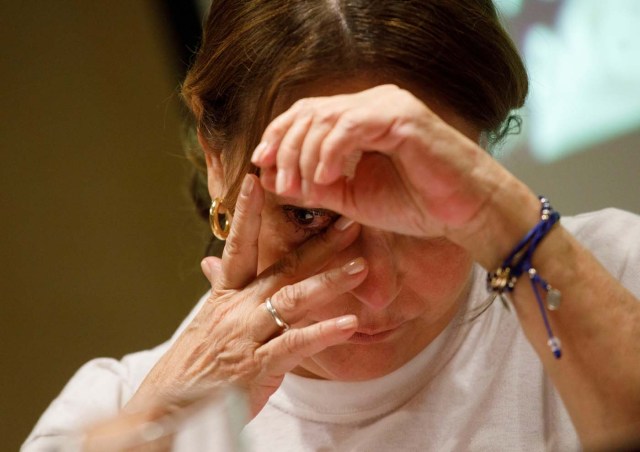 Mitzy Capriles de Ledezma, wife of former Caracas mayor Antonio Ledezma, reacts during a news conference in Madrid, Spain August 1, 2017. REUTERS/Sergio Perez