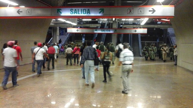 Foto: Ejercicio cívico militar Metro Los Teques  / Metro Los Teques