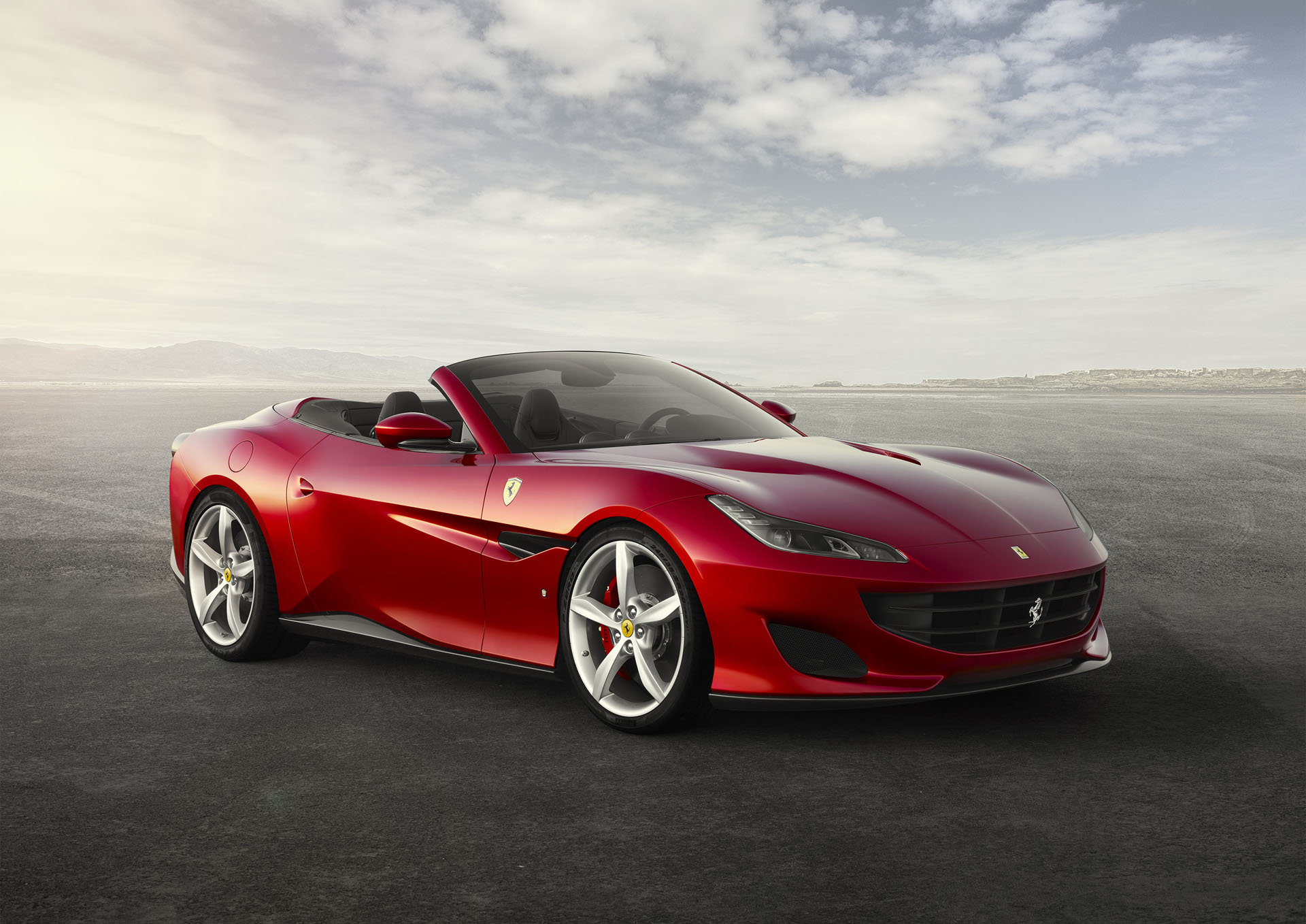 Ferrari ha presentado su descapotable techo duro más potente… disfruta del “Portofino” (FOTOS)