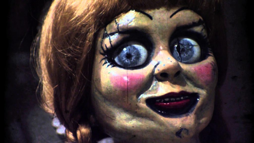 “Annabelle” se le metió a Iris: Habla sobre “respirar cenizas” y “fusilamientos” (AUDIO)