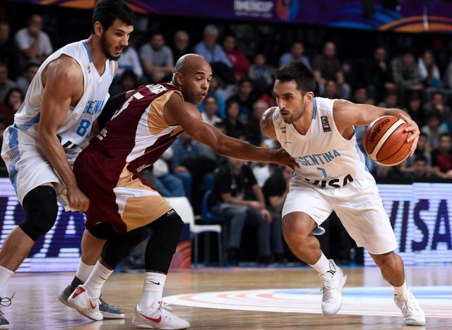 Argentina vino de atrás para vencer a la Vinotinto de las alturas (Foto: @argentinajuega)