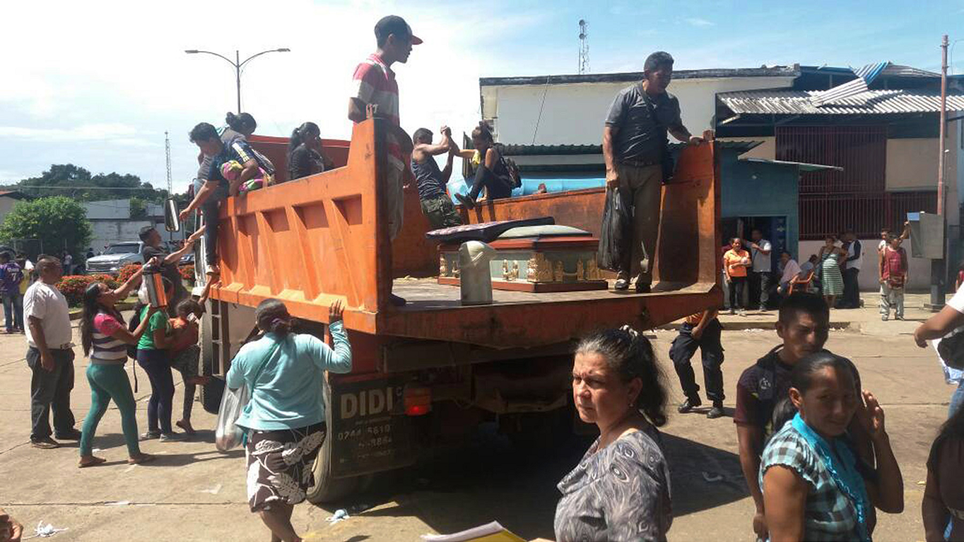 ¡Piedad! El clamor de los familiares de presos muertos en Amazonas