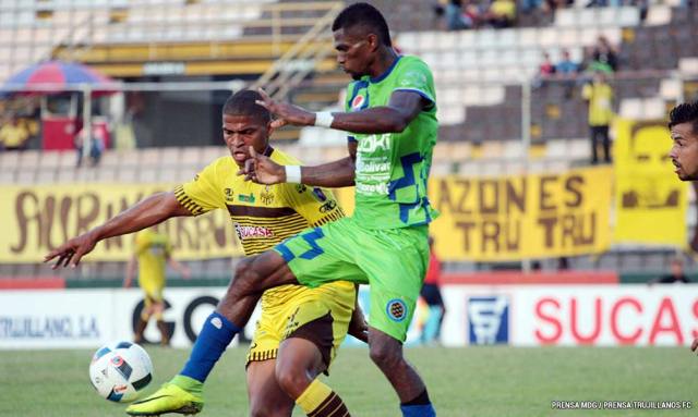 Mineros de Guayana lidera el campeonato con 10 puntos (Foto: @ACCDMinerosdeG)