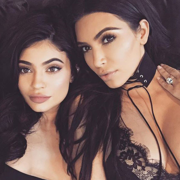 ¡Increíble! Estas hermanas son idénticas a Kim y Kylie