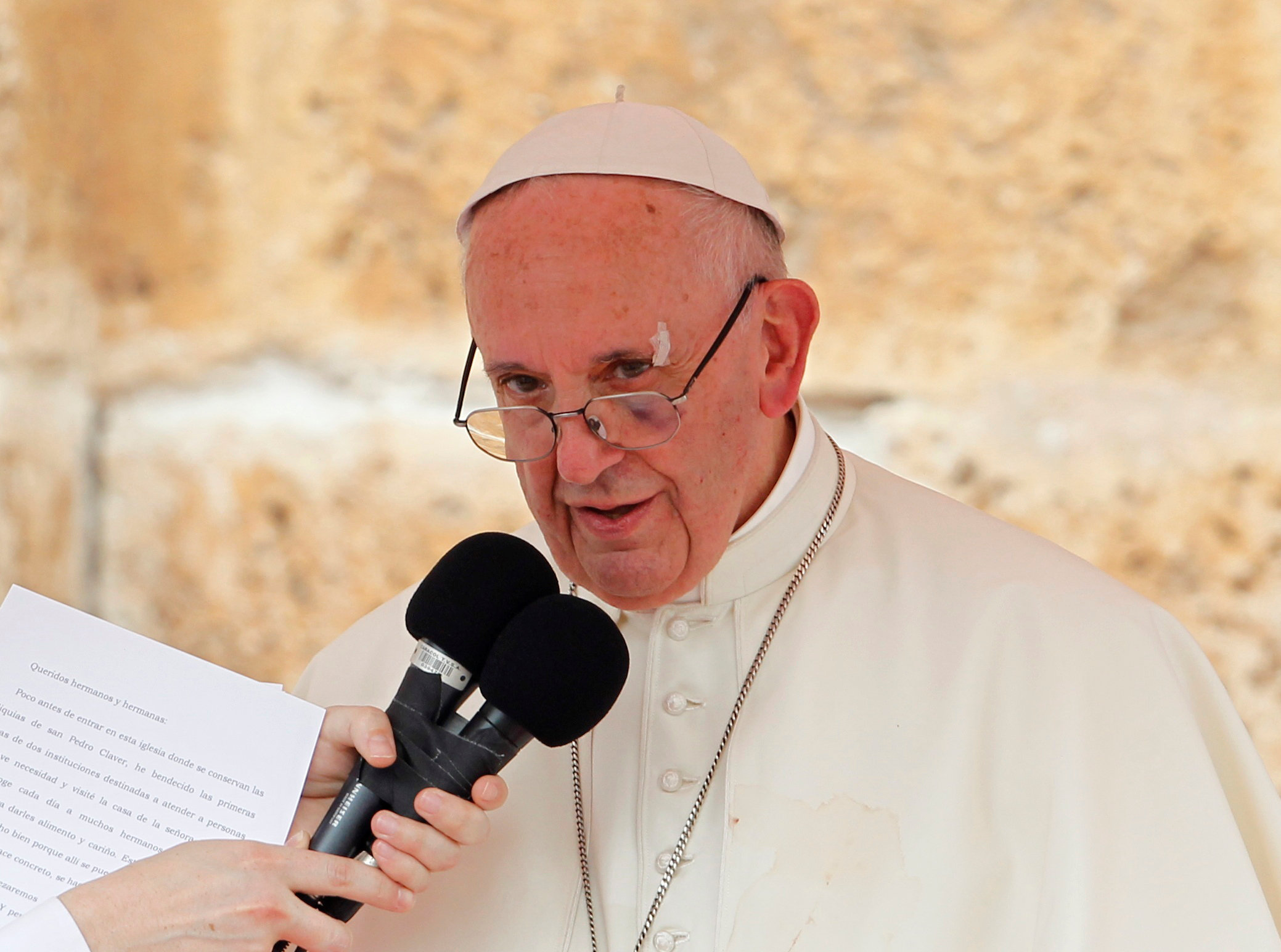 Los nuevos escándalos que sacuden al pontificado de Francisco