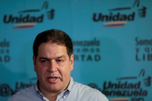 Luis Florido niega que Leopoldo López haya asistido a reuniones con el Gobierno