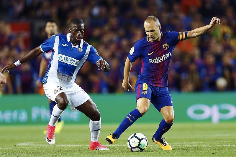 Iniesta niega que exista un principio de acuerdo para cerrar su renovación