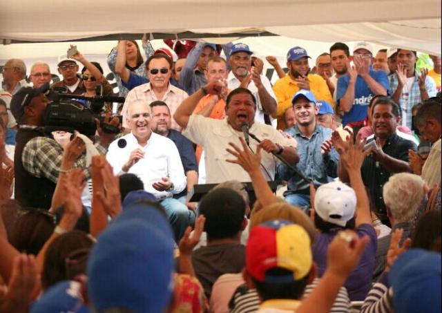 El candidato a la gobernación de Bolívar, Andrés Velásquez (Foto: Prensa Andrés Velásquez)