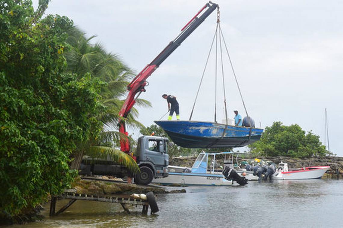 Huracán María azota con categoría máxima  a Dominica