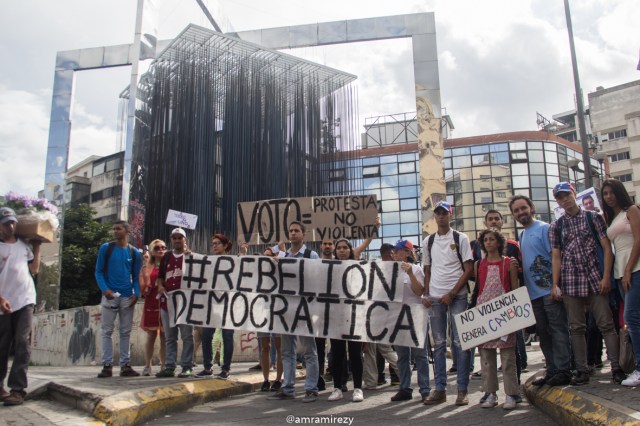 Marcha por la No Violencia en Caracas (Foto: Ana María Ramírez- Yanes / LaPatilla)