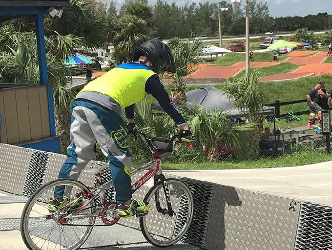 “Juanmi” Suárez se alzó con el subcampeonato de la Copa Florida de BMX 2017