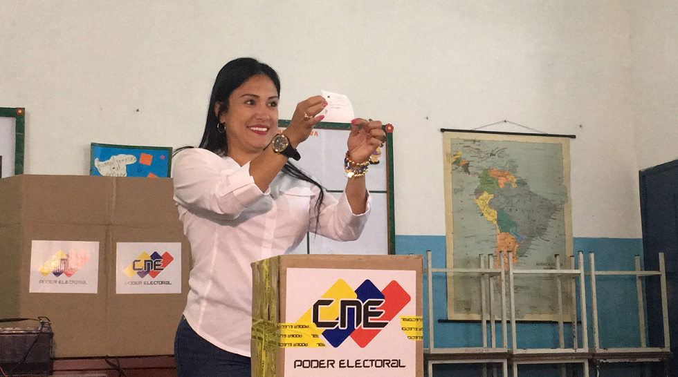 Laidy Gomez recibió credencial como gobernadora del estado Táchira (foto)