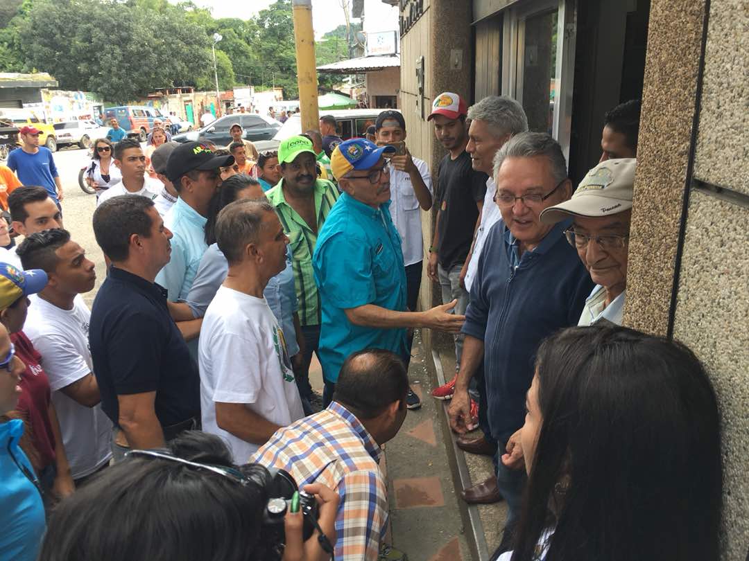 Así fue el caluroso recibimiento de Ismael García en el sur de Aragua (Fotos)