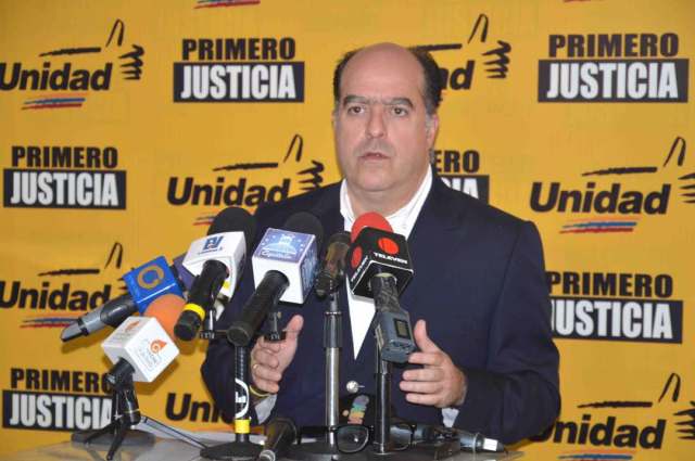 El presidente de la Asamblea Nacional, Julio Borges