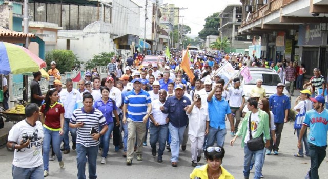 Ismael García, candidato a la gobernación del estado Aragua // Foto Prensa