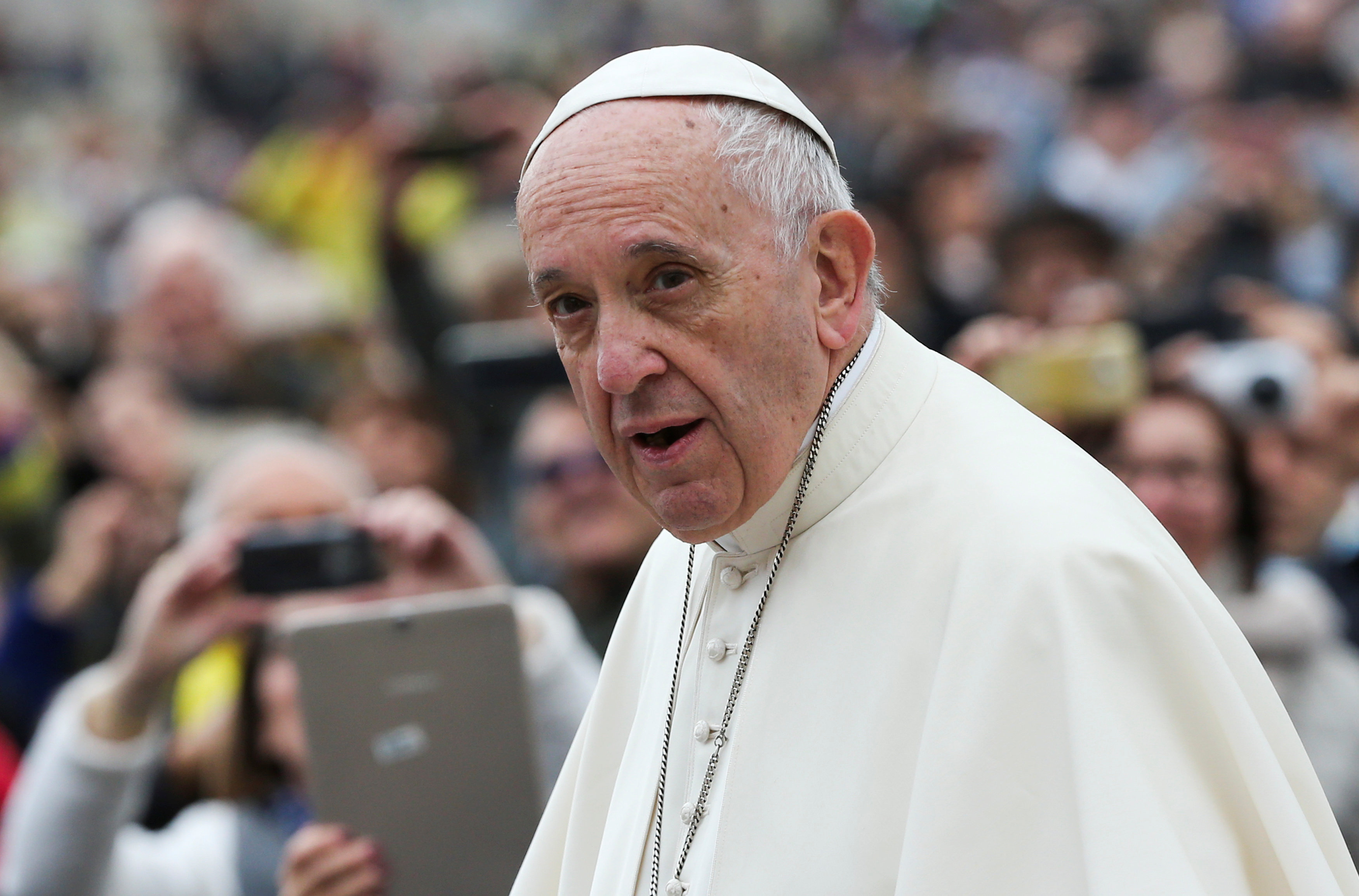 El Estado Islámico difunde un fotomontaje en el que aparece el papa Francisco decapitado