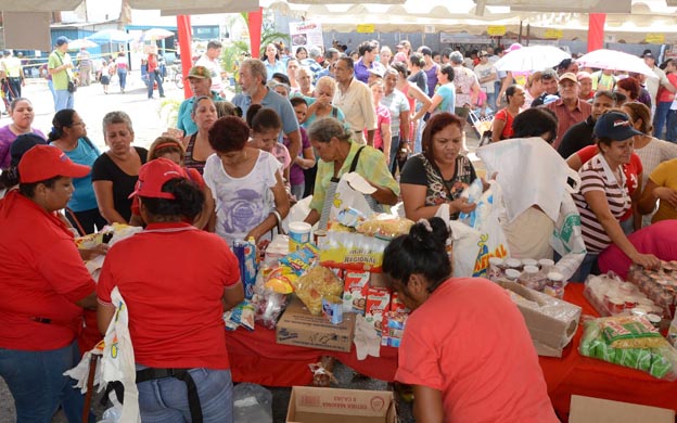 Hasta 40% más suben los precios en Zulia si no se cancela en efectivo