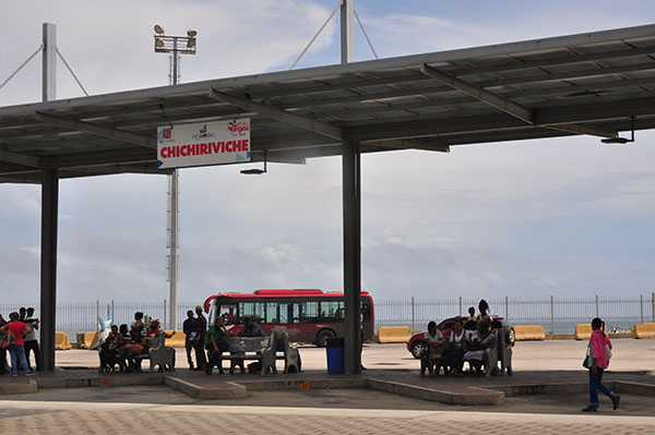 Por falta de cauchos Chichiriviche se queda sin transporte