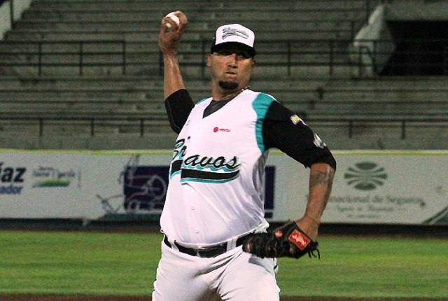 Omar Poveda de Bravos de Margarita // Foto LVBP