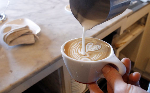 ¡Ay chamo! Esto es lo que le pasa a tu cuerpo al tomar varias tazas de café al día