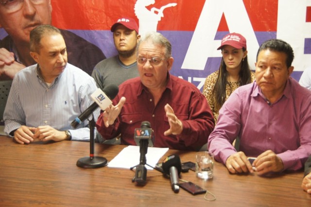 Edwin Luzardo, ofreció declaraciones entorno a los resultados del diálogo realizado en República Dominicana. Foto nota de prensa 