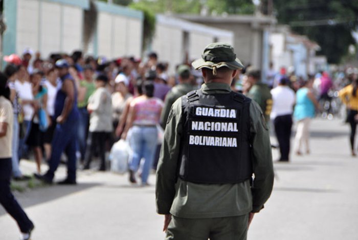 GNB asesina a joven embarazada que esperaba adquirir un pernil navideño en El Junquito