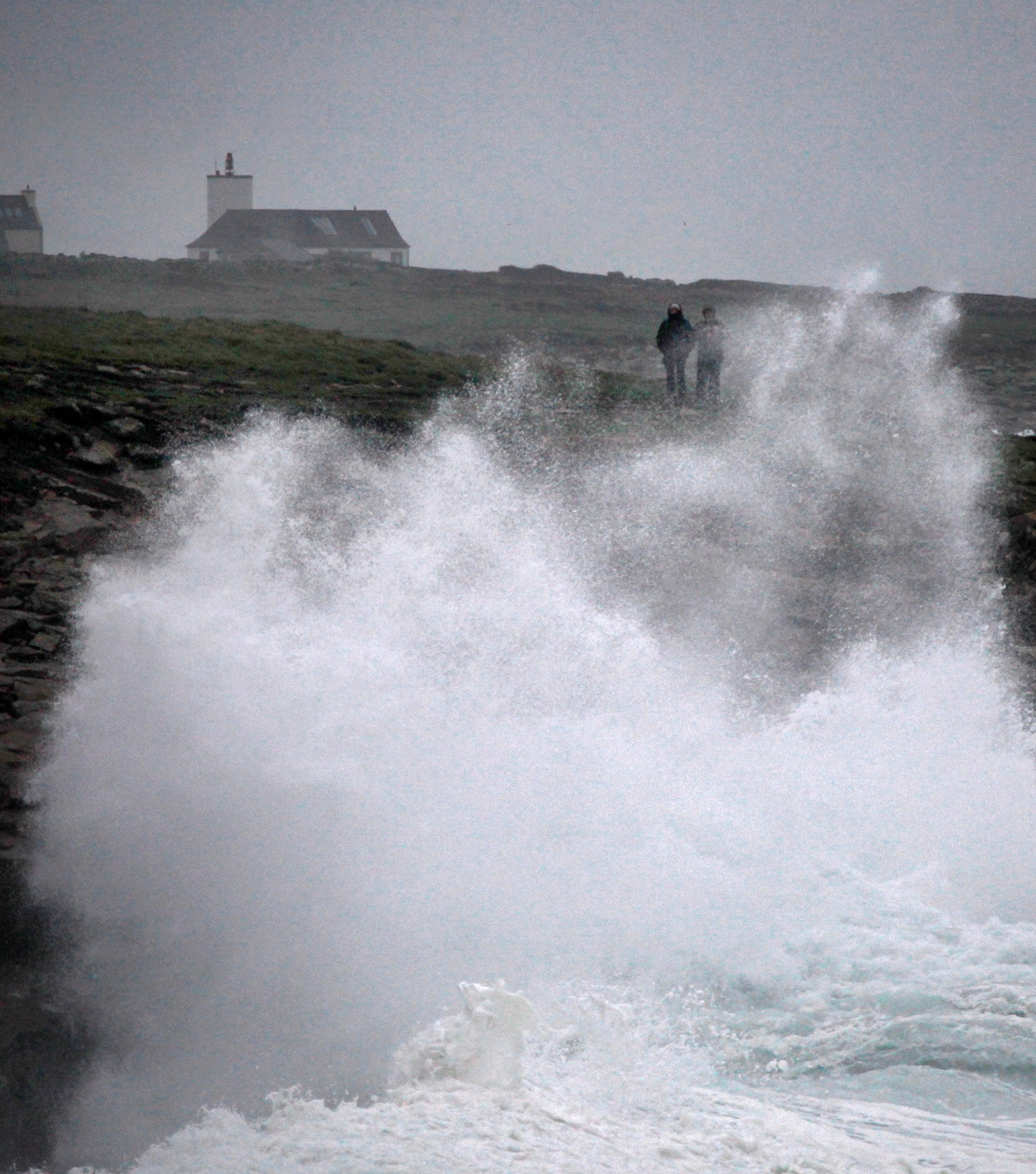 Al menos 200 millones de euros de daños materiales por el temporal en Francia