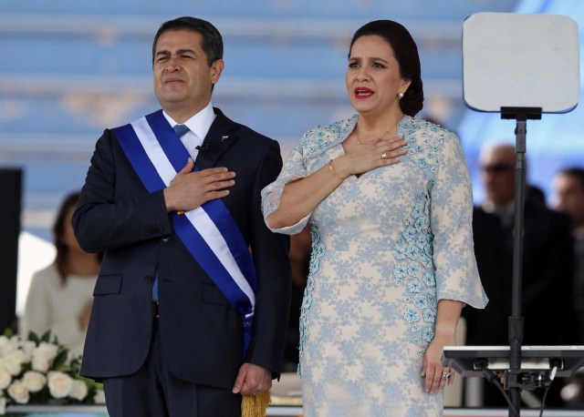 Honduran President Juan Orlando Hernandez and his wife, Ana Garcia de Hernandez, attend his inauguration ceremony at the Tiburcio Carias Andino National Stadium in Tegucigalpa, Honduras January 27, 2018. REUTERS/Jorge Cabrera