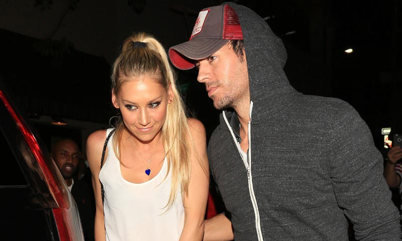 Así luce Anna Kournikova tras dar a luz a los mellizos de Enrique Iglesias (Video)