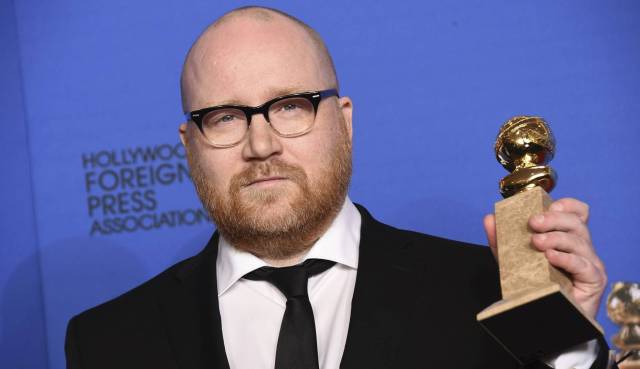 Johann Johannsson, con el Globo de Oro que ganó en 2015 por la música de 'La teoría del todo'. JORDAN STRAUSS JORDAN STRAUSS/INVISION/AP