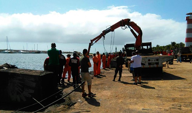 Más de 20 embarcaciones se calcinaron en la Marina del Bayside / Foto: Mario Guillén Montero | @imathiox