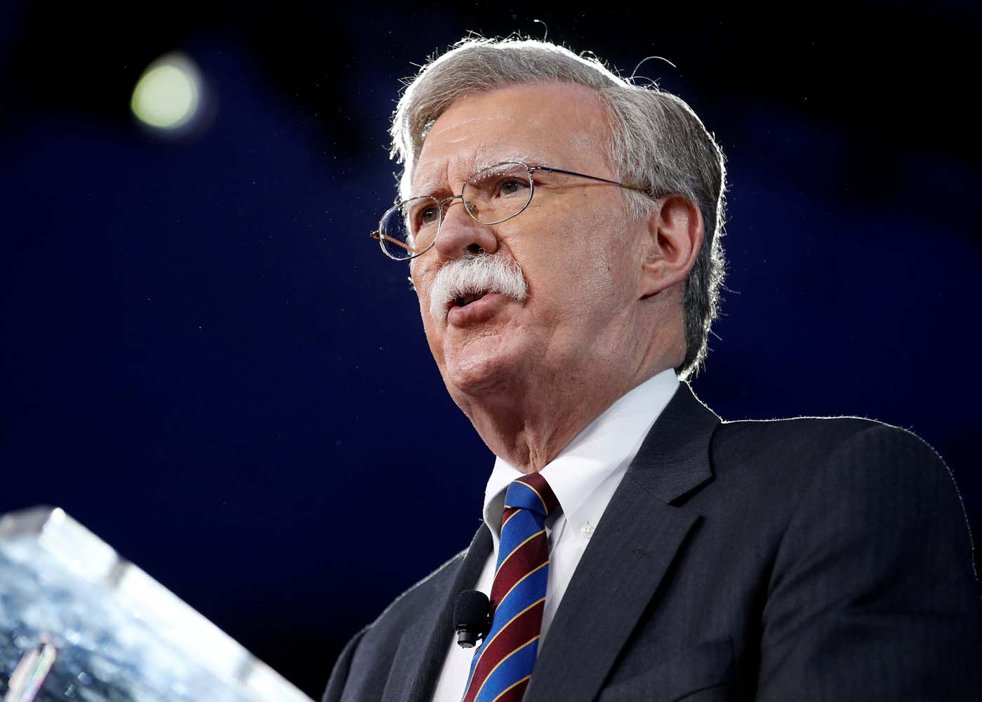 Bolton: EEUU considera retirar sanciones a oficiales de Alto Mando que reconozcan a Guaidó