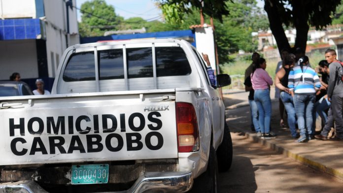 Ex policía fue abatido tras intentar atracar a una funcionaria