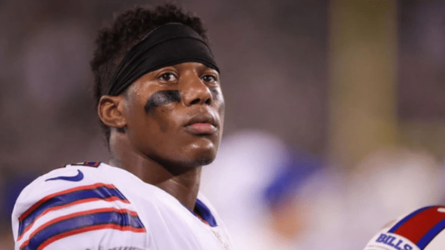 Zay Jones