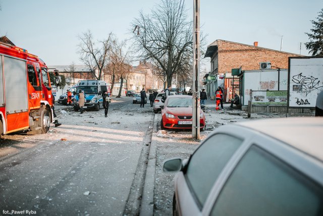 A general view of the site where a building collapsed is seen in Poznan, Poland, March 4, 2018 in this picture obtained from social media. Courtesy of INSTAGRAM/ @PAWEL_ALTERNATYWNA /via REUTERS THIS IMAGE HAS BEEN SUPPLIED BY A THIRD PARTY. MANDATORY CREDIT.