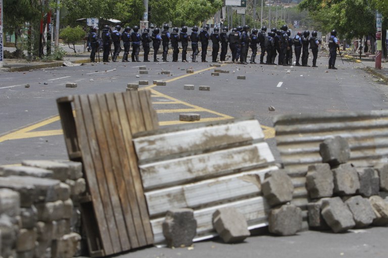 Opositores piden cese de represión en Nicaragua tras 10 muertes en protestas