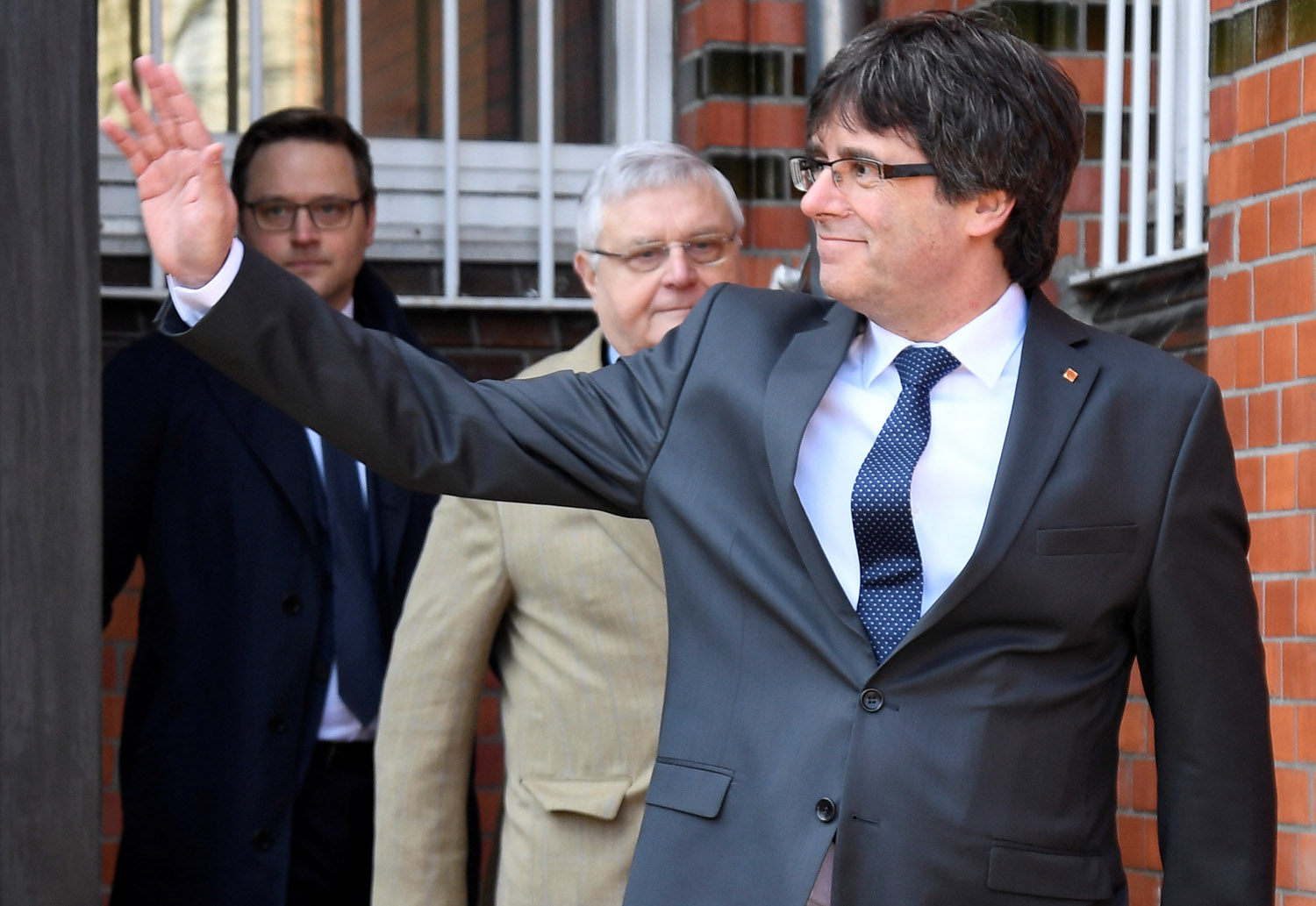 Gobierno español cierra la puerta a una posible reelección de Puigdemont como presidente de Cataluña