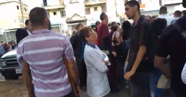 Foto: El Hospital Vargas se unió a la protesta del gremio / Efecto Cocuyo