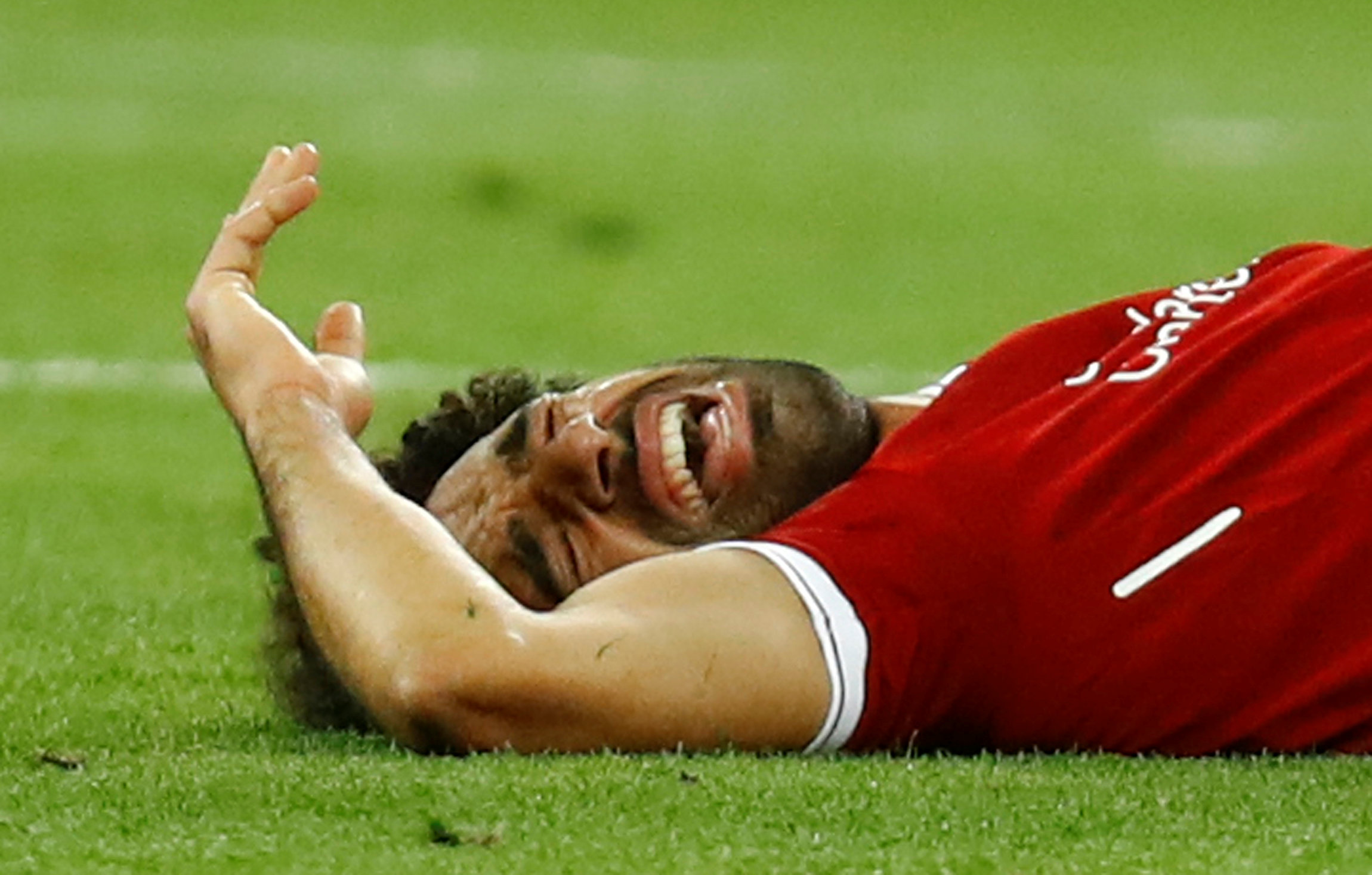 El médico del Liverpool confirmó cuánto tiempo necesitará Mohamed Salah para recuperarse de la lesión