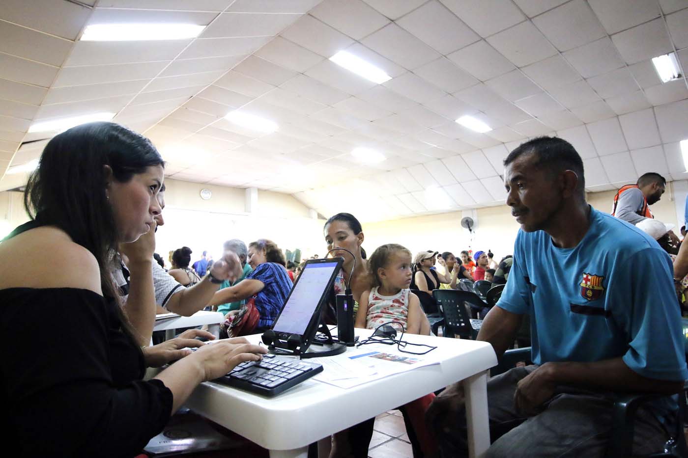 Hasta el 2 de diciembre se entregará el Permiso Especial de Permanencia a venezolanos censados