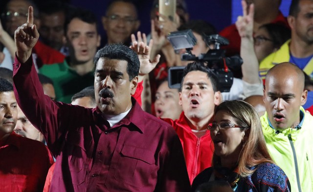 ¿6 años más de esto?... Foto: REUTERS/Carlos Garcia Rawlins