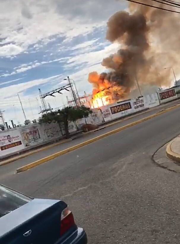 Explosión en subestación eléctrica de Cabimas deja a zulianos sin luz (Fotos y Videos)