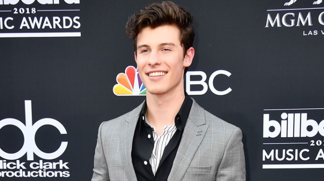 shawn-mendes-billboard-music-awards