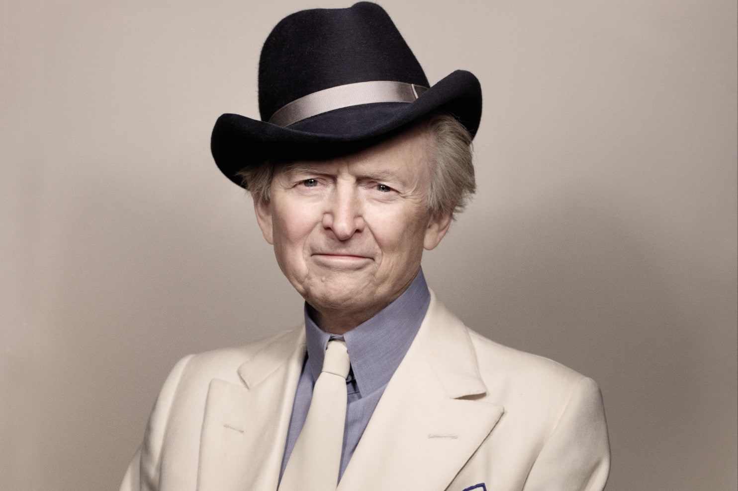 Falleció el maestro Tom Wolfe, padre del nuevo periodismo