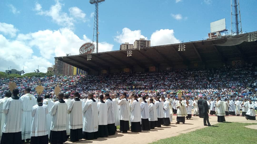 Feligreses pidieron la beatificación de Dr. José Gregorio Hernández (video)