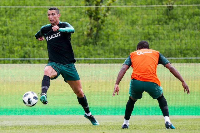 Cristiano Ronaldo participó en una iniciativa de la Fundación Make-a-Wish ("Pide un deseo"), que se encarga de cumplir las ilusiones de niños enfermos | Foto: Twitter @selecaoportugal