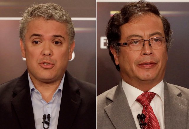 Una combinación de imágenes muestra al candidato presidencial colombiano Ivan Duque y al candidato presidencial colombiano Gustavo Petro participar en un debate presidencial en el periódico El Tiempo en Bogotá, Colombia, el 24 de mayo de 2018. Fotografía tomada el 24 de mayo de 2018. REUTERS / Henry Romero